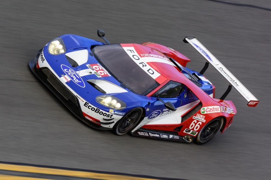  Ford GT Race Car 2016 года  (фото 36 из 46)